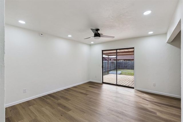 909 Highlander Drive, Moore, OK 73160