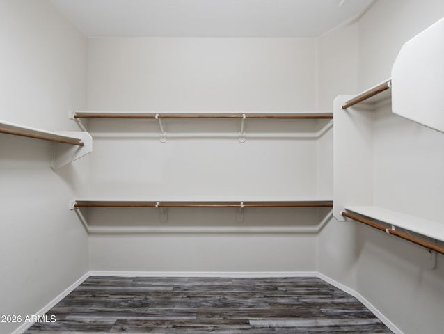2406 W DESPERADO Way, Phoenix, AZ 85085