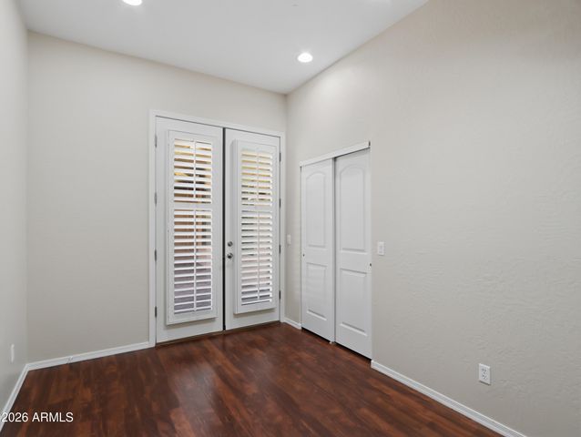 2406 W DESPERADO Way, Phoenix, AZ 85085