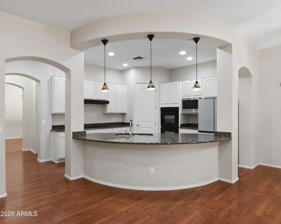 2406 W DESPERADO Way, Phoenix, AZ 85085 — photo 2