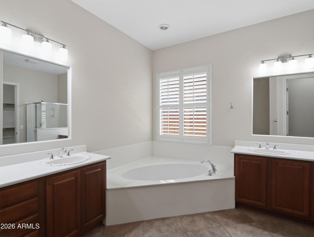 2406 W DESPERADO Way, Phoenix, AZ 85085 — photo 4