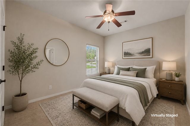 327 N Sandstone Place, Fayetteville, AR 72701