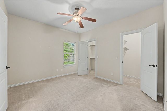 327 N Sandstone Place, Fayetteville, AR 72701