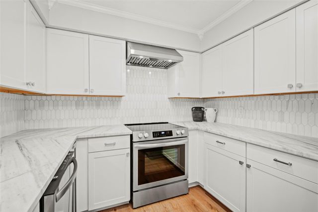 2300 Old Spanish Trail 1110, Houston, TX 77054