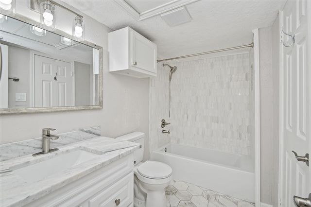 2300 Old Spanish Trail 1110, Houston, TX 77054