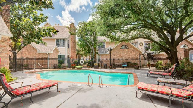 2300 Old Spanish Trail 1110, Houston, TX 77054