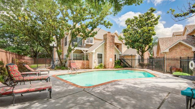 2300 Old Spanish Trail 1110, Houston, TX 77054