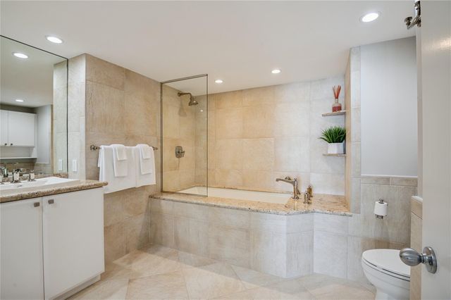 2100 S Ocean Lane 1411, Fort Lauderdale, FL 33316