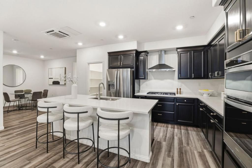 Image 10 of property listing at 6816 Vector Court, San Jose, CA 95119