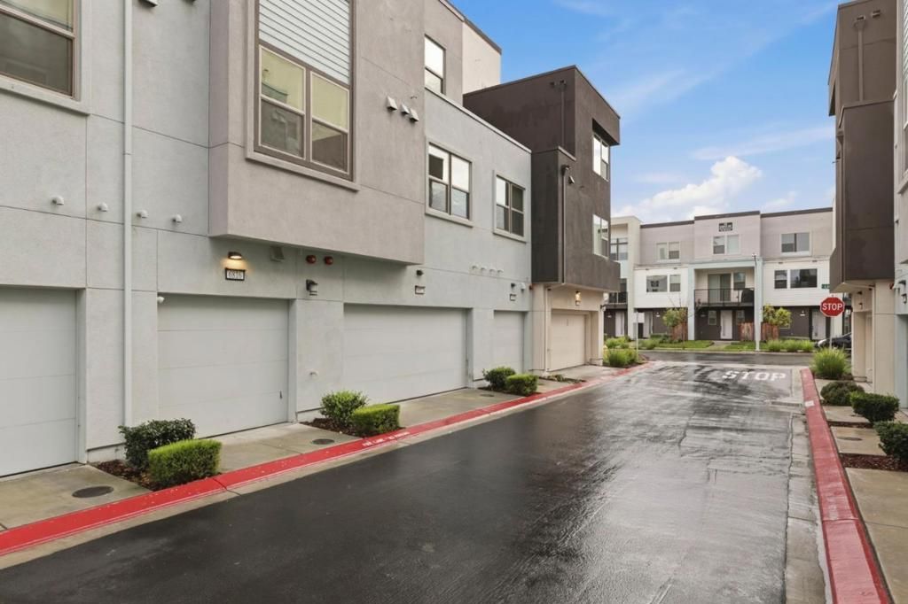 Image 31 of property listing at 6816 Vector Court, San Jose, CA 95119