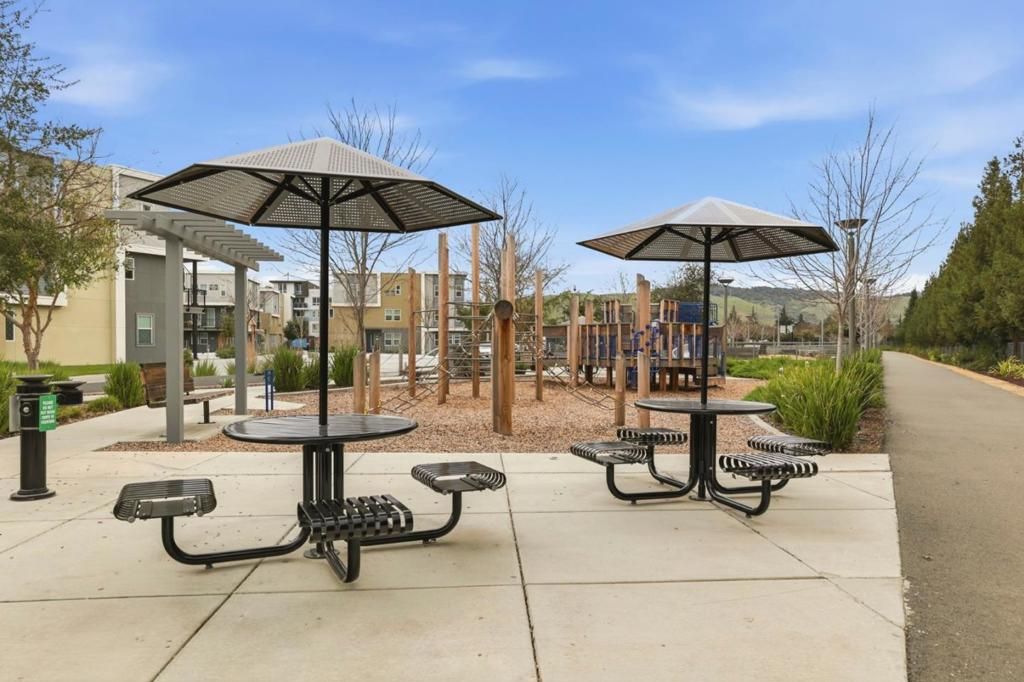 Image 37 of property listing at 6816 Vector Court, San Jose, CA 95119