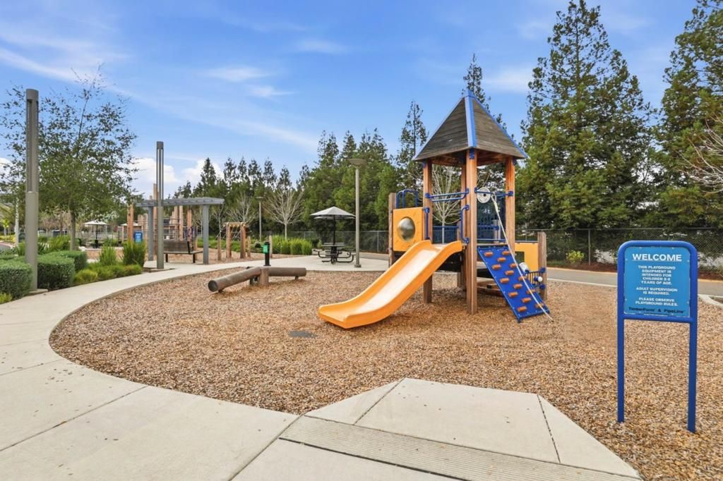 Image 39 of property listing at 6816 Vector Court, San Jose, CA 95119