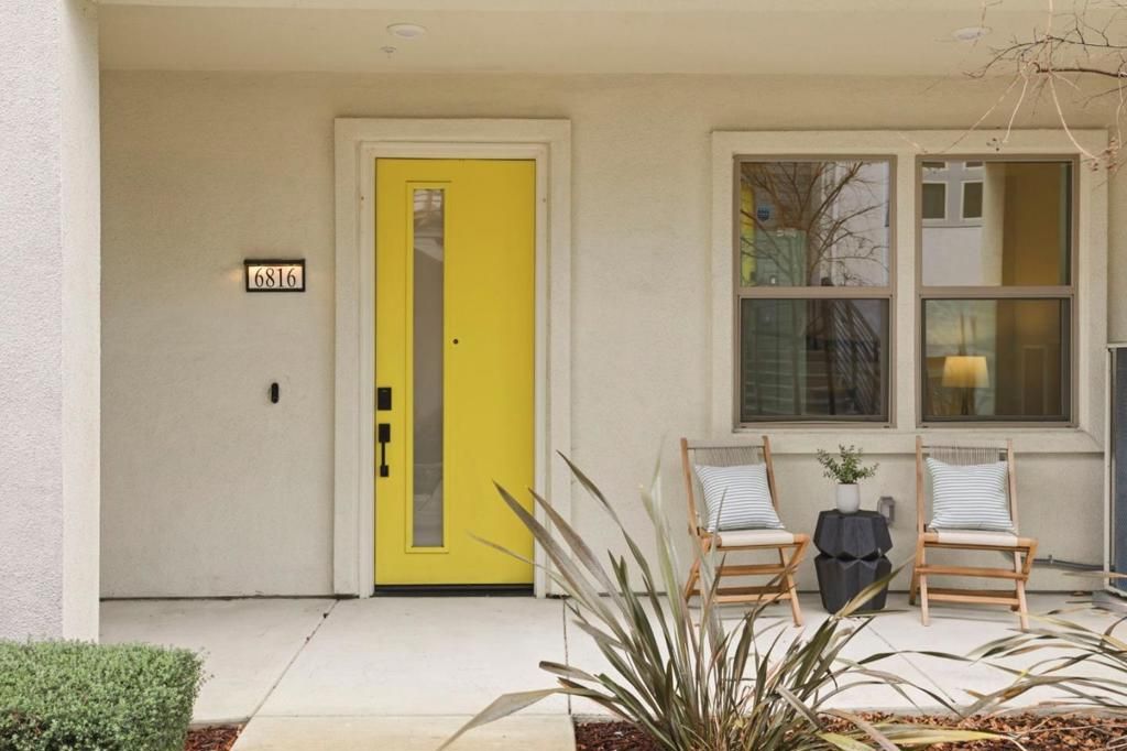 Image 4 of property listing at 6816 Vector Court, San Jose, CA 95119