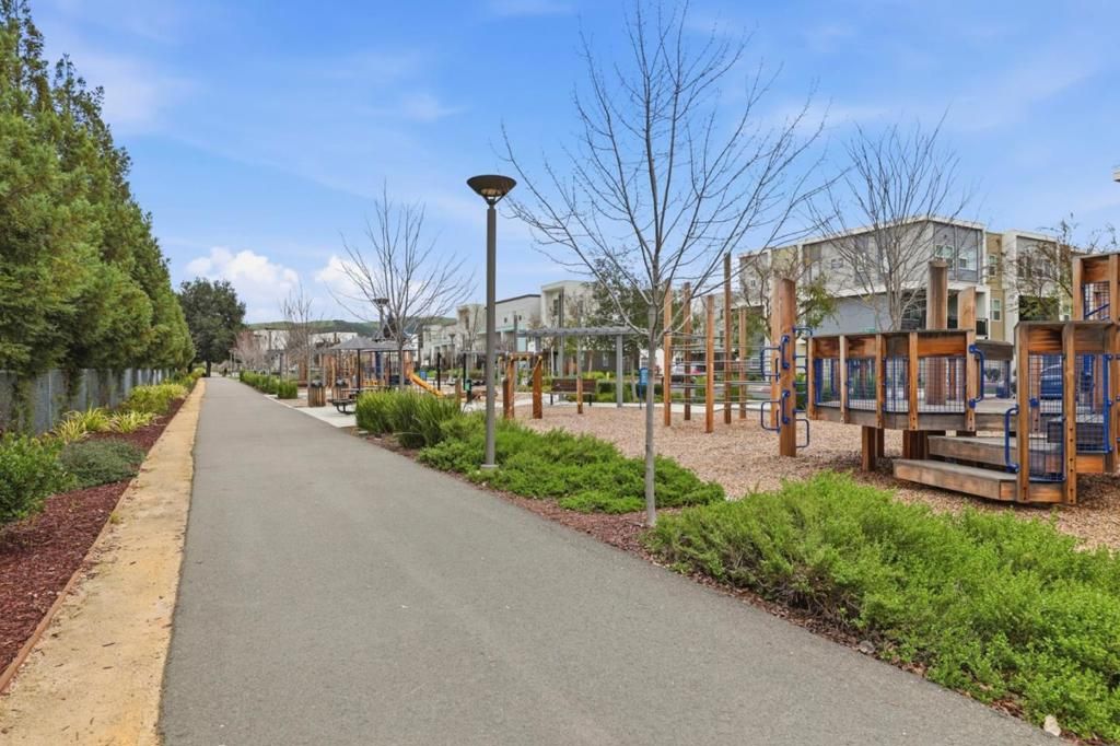 Image 43 of property listing at 6816 Vector Court, San Jose, CA 95119