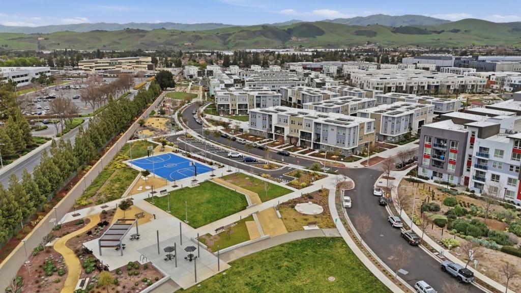 Image 47 of property listing at 6816 Vector Court, San Jose, CA 95119