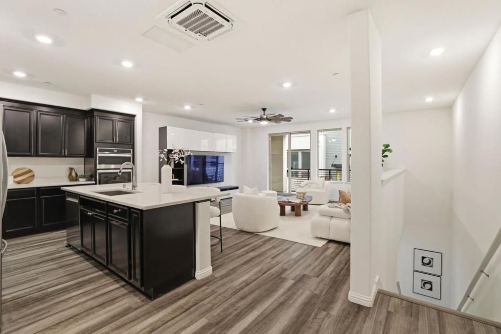 Image 5 of property listing at 6816 Vector Court, San Jose, CA 95119