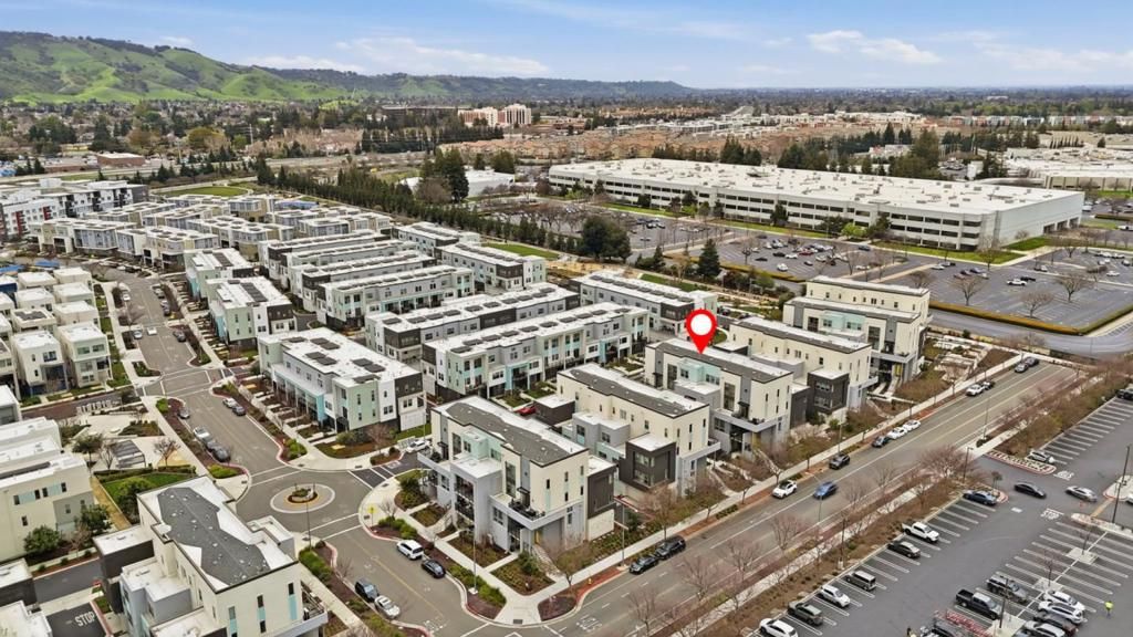 Image 54 of property listing at 6816 Vector Court, San Jose, CA 95119