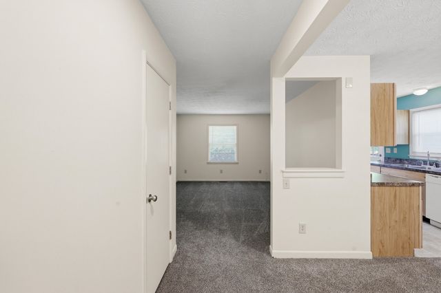 1082 Trent Boulevard, Lexington, KY 40517