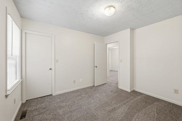 1082 Trent Boulevard, Lexington, KY 40517