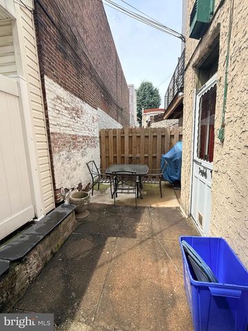 324 E GIRARD AVE, Philadelphia, PA 19125