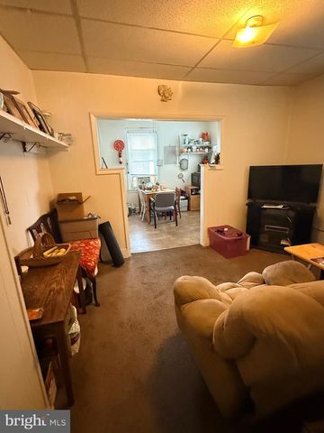 324 E GIRARD AVE, Philadelphia, PA 19125