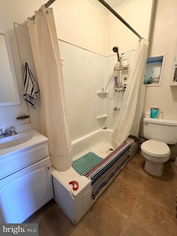 324 E GIRARD AVE, Philadelphia, PA 19125