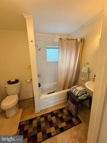 324 E GIRARD AVE, Philadelphia, PA 19125