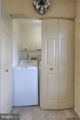 1902 WYATT CIR, Dover, PA 17315