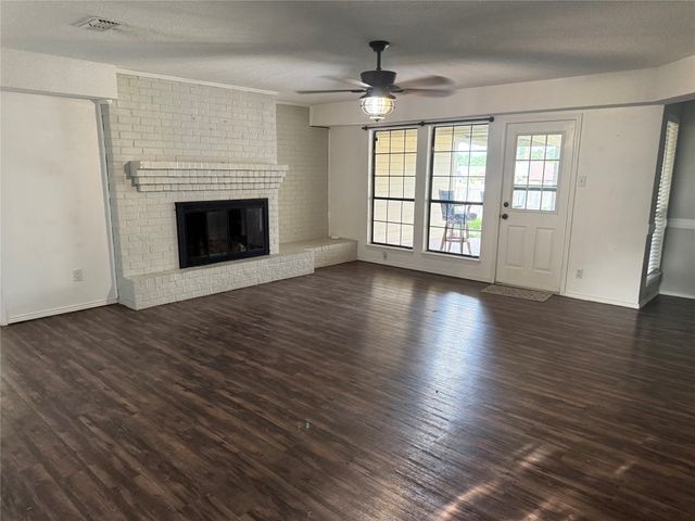 144 Hollie Circle, Sulphur Springs, TX 75482