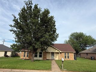 144 Hollie Circle, Sulphur Springs, TX 75482