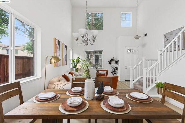 253 Balsam St, Pittsburg, CA 94565