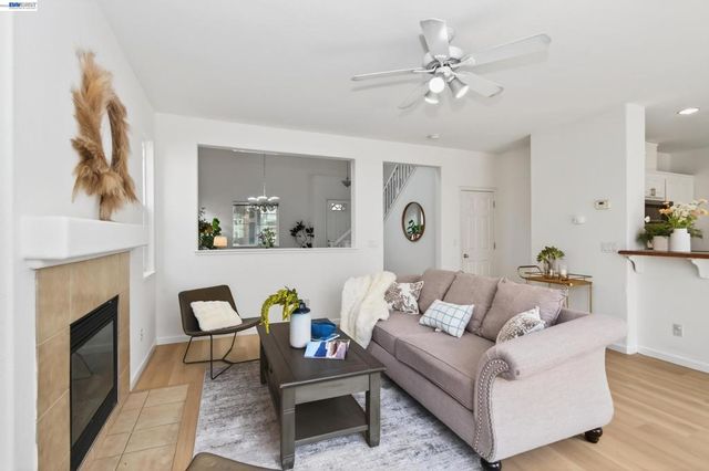 253 Balsam St, Pittsburg, CA 94565