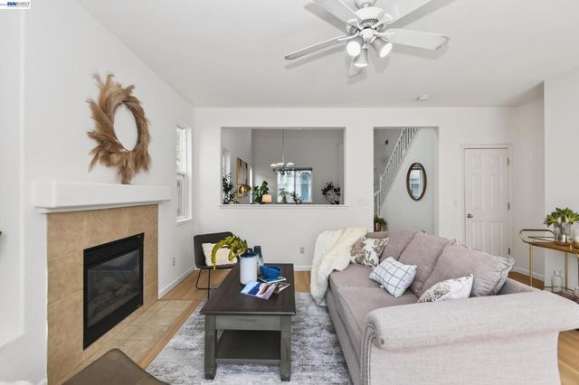 253 Balsam St, Pittsburg, CA 94565