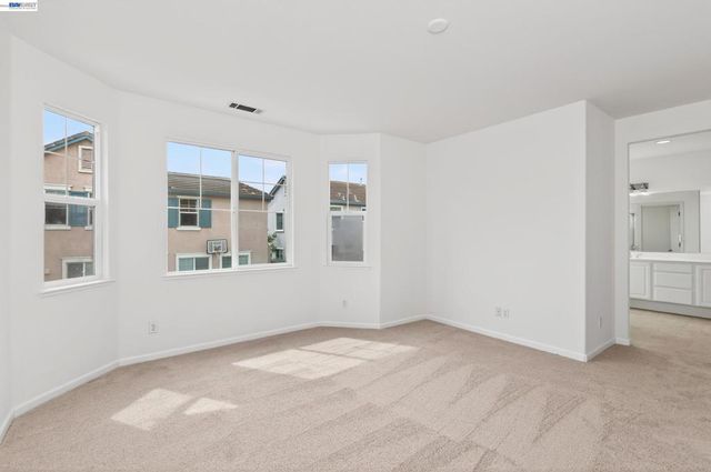 253 Balsam St, Pittsburg, CA 94565