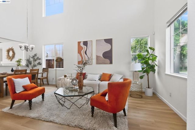 253 Balsam St, Pittsburg, CA 94565