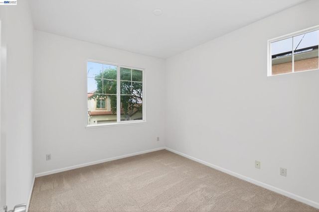 253 Balsam St, Pittsburg, CA 94565