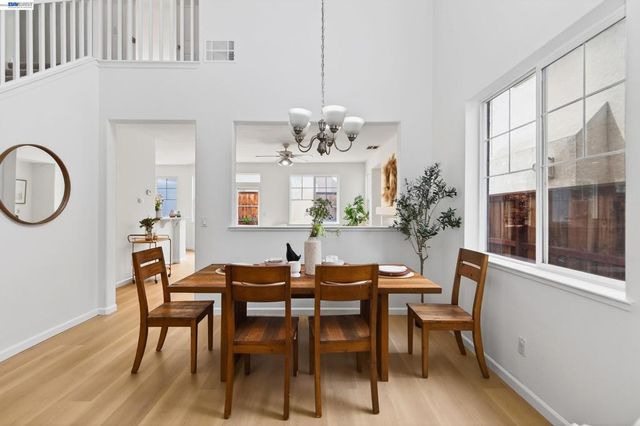 253 Balsam St, Pittsburg, CA 94565