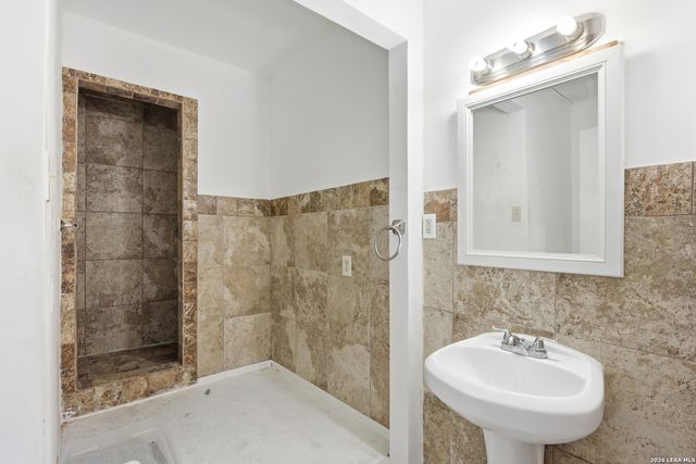 110 Hermine, San Antonio, TX 78212