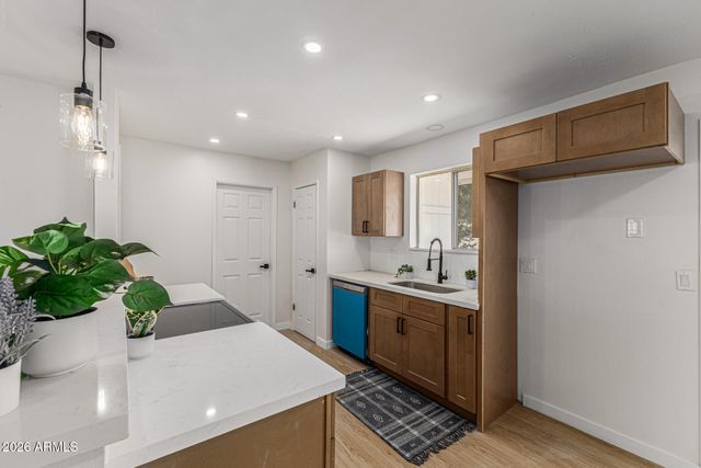 13812 N 103RD Way, Sun City, AZ 85351