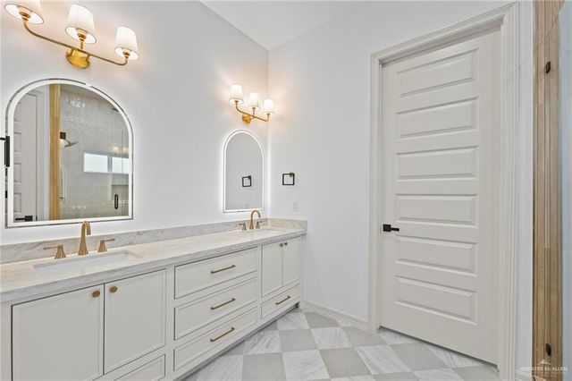 8050 N 48th Lane, Mcallen, TX 78504