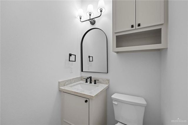 8050 N 48th Lane, Mcallen, TX 78504