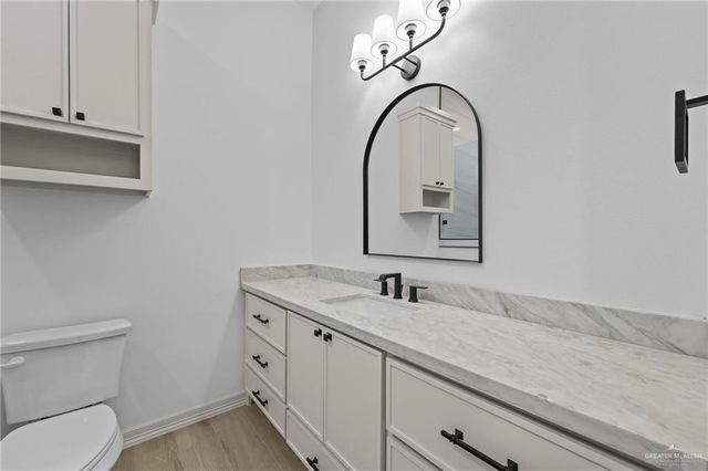 8050 N 48th Lane, Mcallen, TX 78504