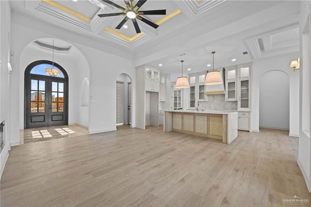 8050 N 48th Lane, Mcallen, TX 78504