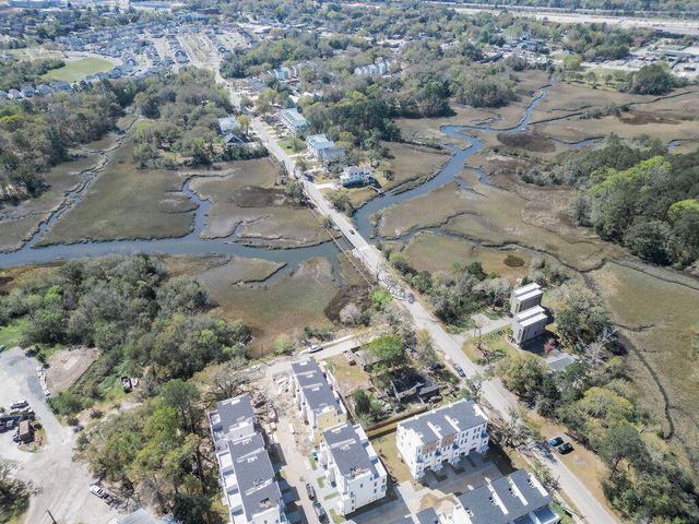 1150 Valdosta Street Unit 602, North Charleston, SC 29405