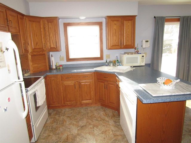 1541 Glendale Street, Janesville, WI 53546