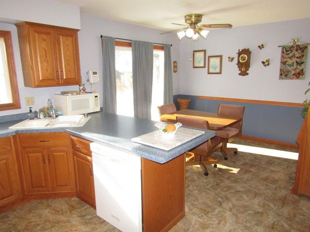 1541 Glendale Street, Janesville, WI 53546