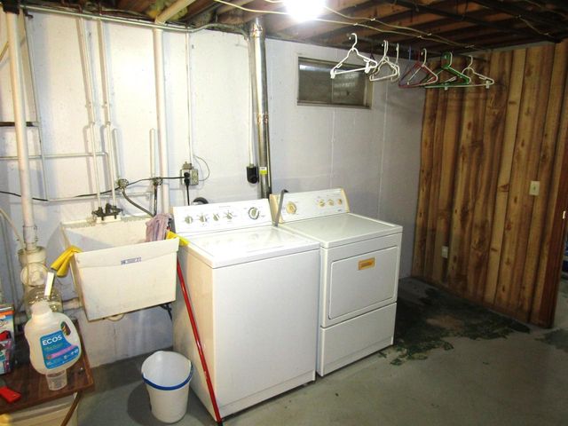 1541 Glendale Street, Janesville, WI 53546