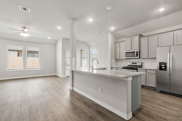 6909 Cattle Car Way, Fort Worth, TX 76036