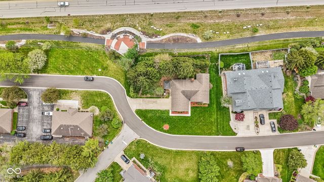 1895 Longest Drive, Franklin, IN 46131