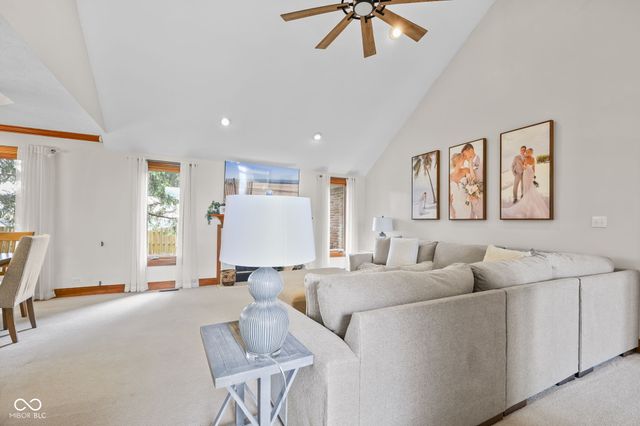 1895 Longest Drive, Franklin, IN 46131